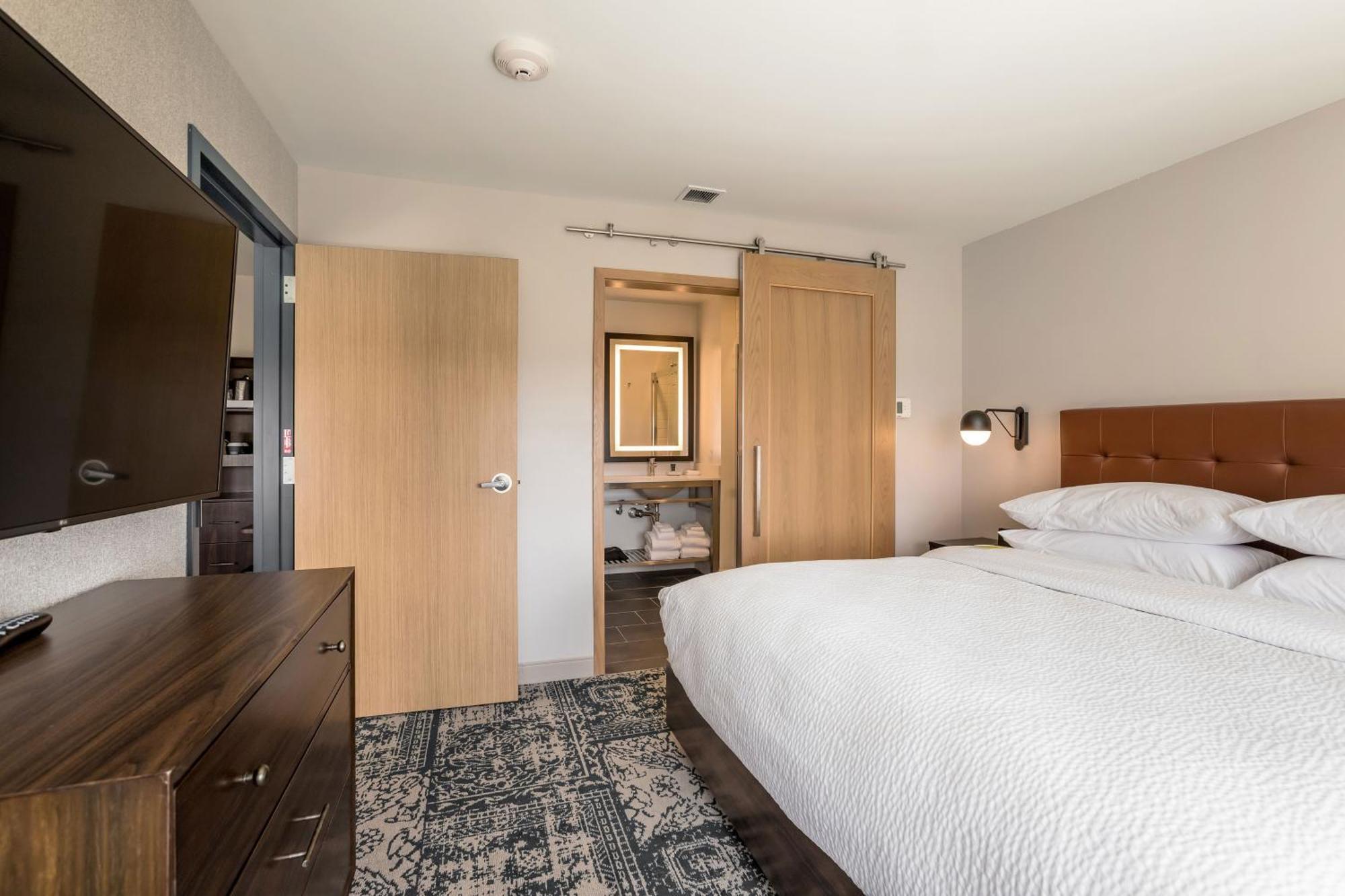 Four Points By Sheraton Elkhart Ngoại thất bức ảnh